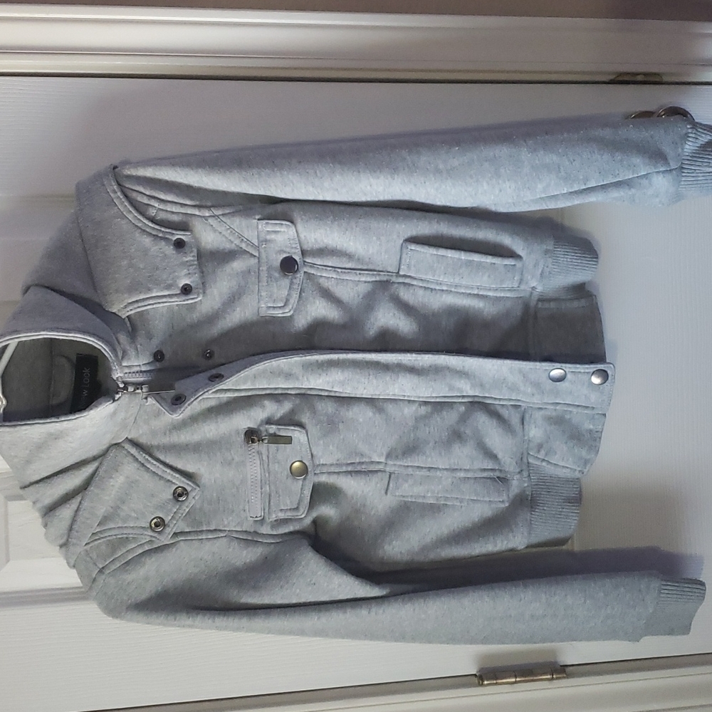 Grey hoodie
